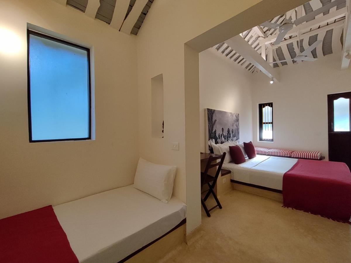 Mangala Heritage By Luxunlock Private Villas Tirukkannapuram Exterior foto